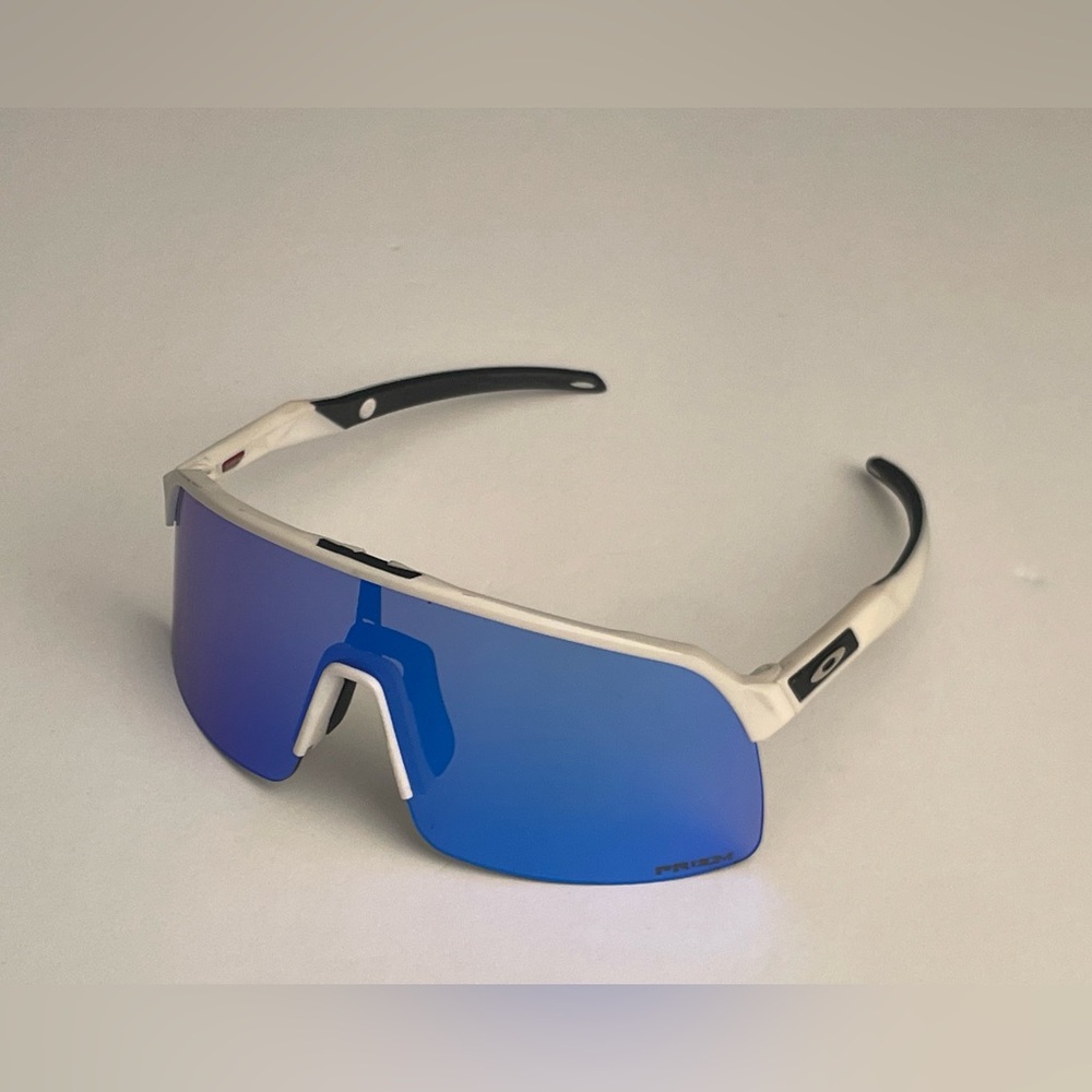 Oakley White and Blue Sunglasses sutro lite